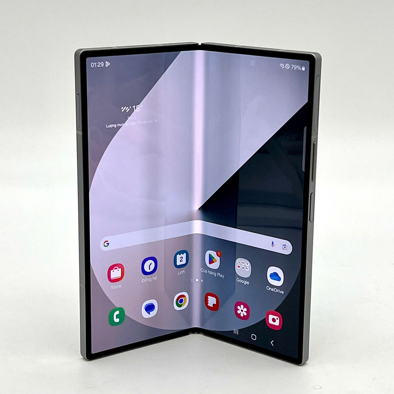 Samsung Galaxy Z Fold6 5G Bạc 12GB/256Gb 98% ( Máy sứt viền)