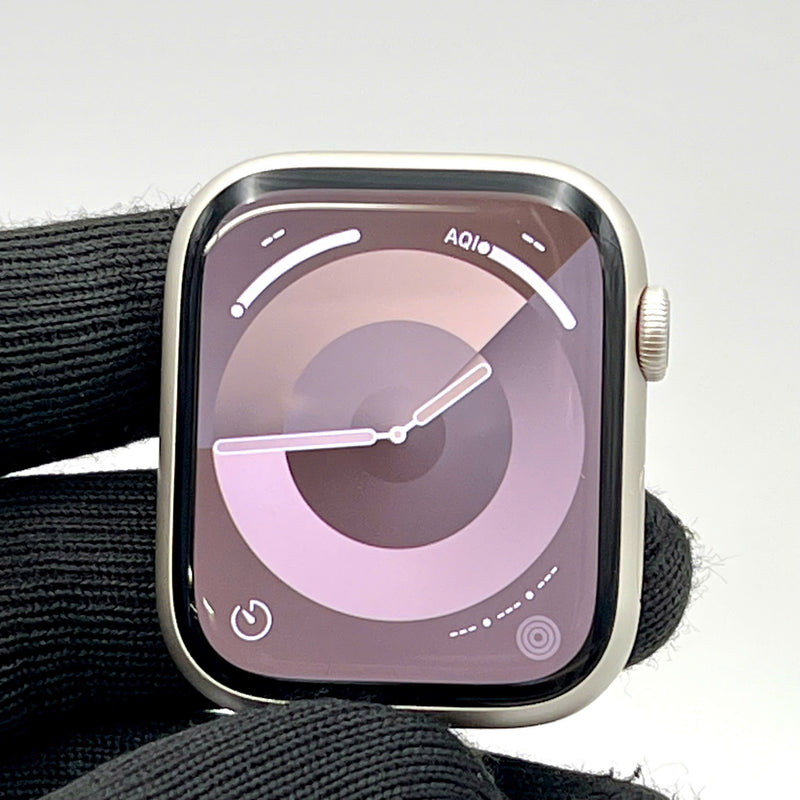 Apple Watch Series 7 45mm GPS 98% Starlight Aluminium Case with Starlight Sport Band