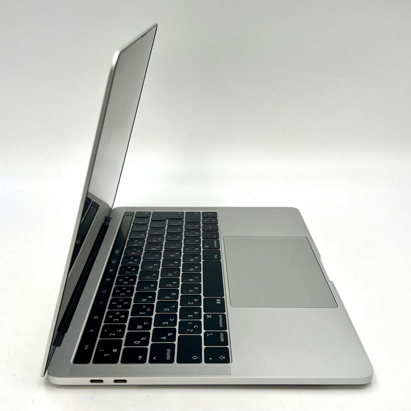 Macbook Pro 2018 13.3in Bạc i5 / RAM 8G / SSD 256G 98% Sạc 143 lần BPTN
