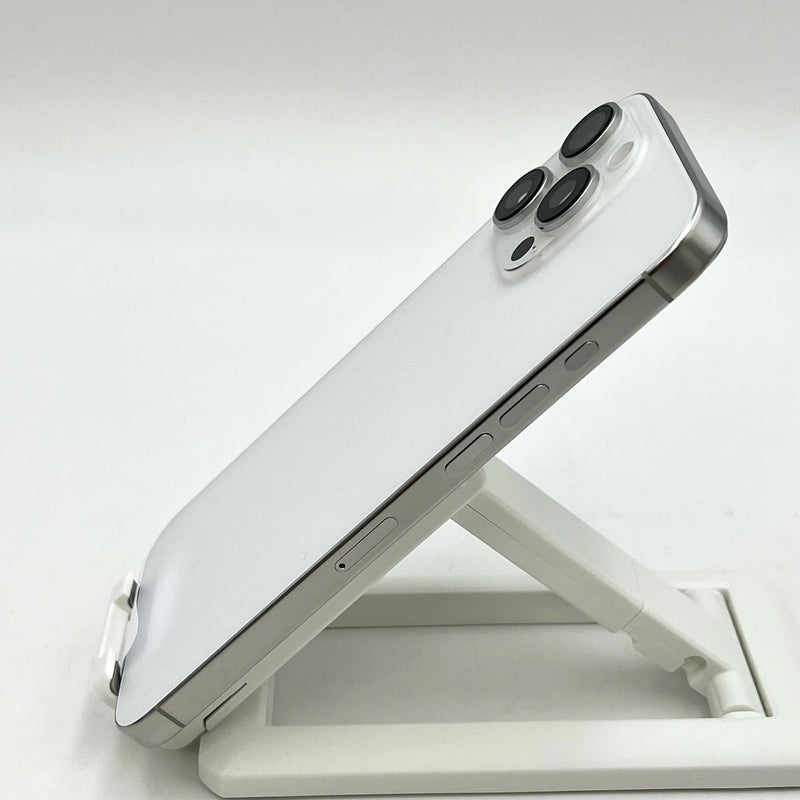 iPhone 16 Pro Max 256GB Trắng 100% DBH Quốc tế từ SB (Không dùng sim SB)  - HH3750