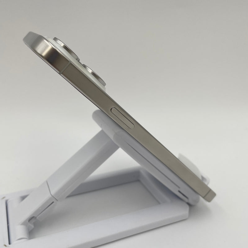 iPhone 15 Pro Max 1TB White Titanium 100% DBH Quốc tế từ SB (Không dùng sim SB)