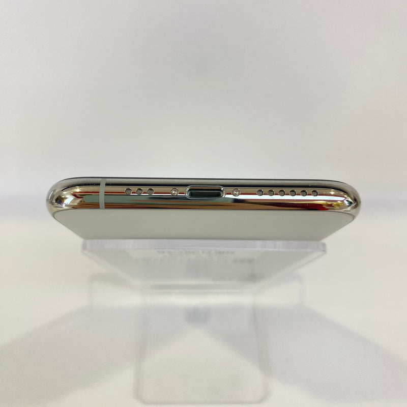 iPhone 11 Pro 64G Silver 99% pin 90% Máy đã trả hết tiền mạng dùng như Quốc tế Apple