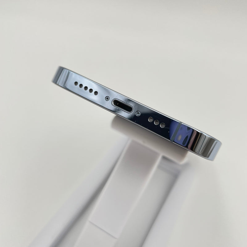 iPhone 13 Pro 128G Sierra Blue 98% pin 86% Quốc tế từ DCM (Không dùng sim DCM - Loang màu mặt lưng, viền xước)