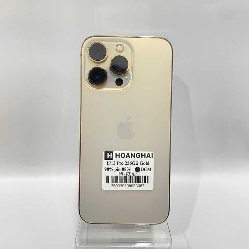 iPhone 13 Pro 256G Gold 98% pin 88% DBH Máy đã trả hết tiền mạng dùng như Quốc tế Apple
