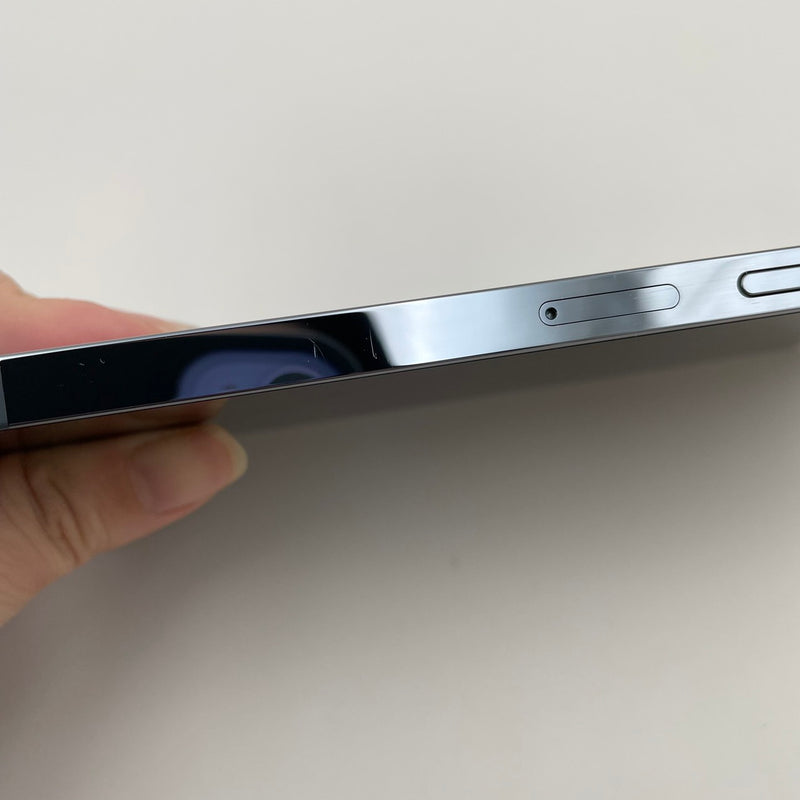 iPhone 13 Pro Max 1TB Sierra Blue 98% pin từ 95% Máy đã trả hết tiền mạng dùng như Quốc tế Apple  (Xước màn, viền nhẹ)