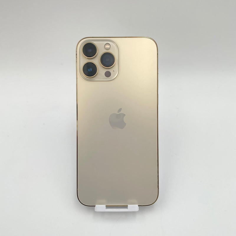 iPhone 13 Pro Max 1TB Gold 98% pin 100% Máy đã trả hết tiền mạng dùng như Quốc tế Apple (Mẻ viền nhiều)