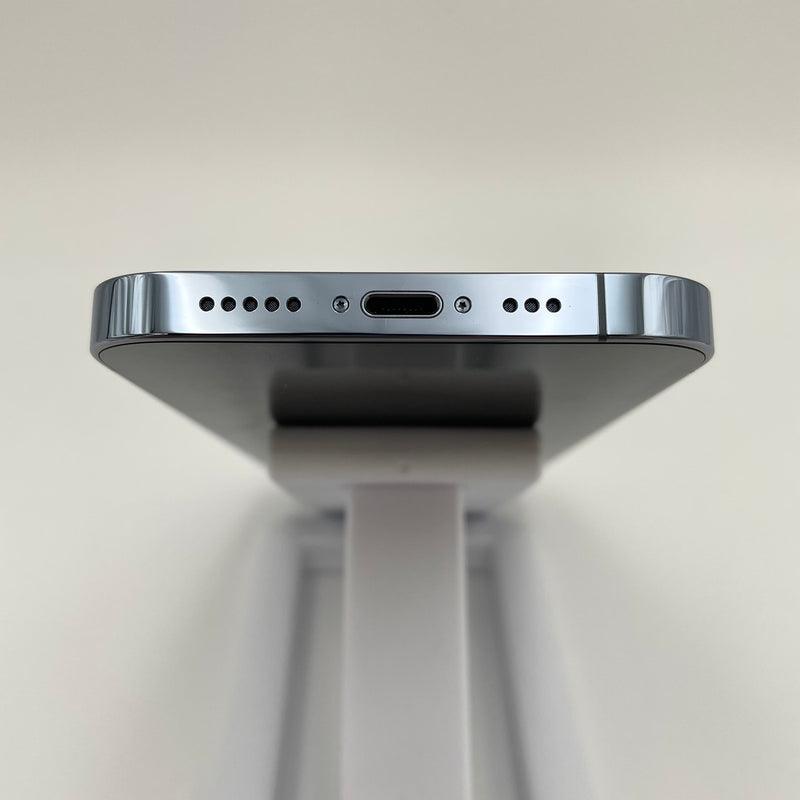 iPhone 13 Pro 128G Sierra Blue 98% pin từ 85% Quốc tế từ AU (Không dùng sim AU - Xước nhẹ quanh chân sạc)