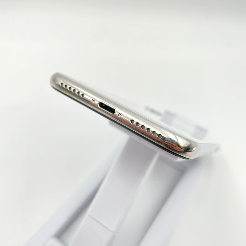 iPhone X 256GB Silver 98% pin 100% Máy đã trả hết tiền mạng dùng như Quốc tế Apple (Đã thay pin, Đốm Camera 1x, xước viền)
