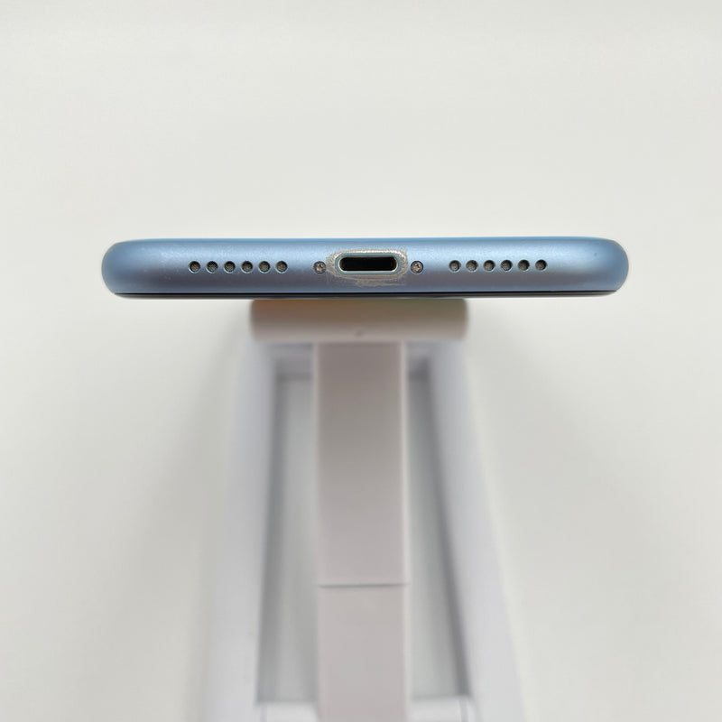 iPhone Xr 256GB Blue 98% pin 100% Máy đã trả hết tiền mạng dùng như Quốc tế Apple (Đã thay pin, Đốm Camera 1x, Đốm sáng màn)