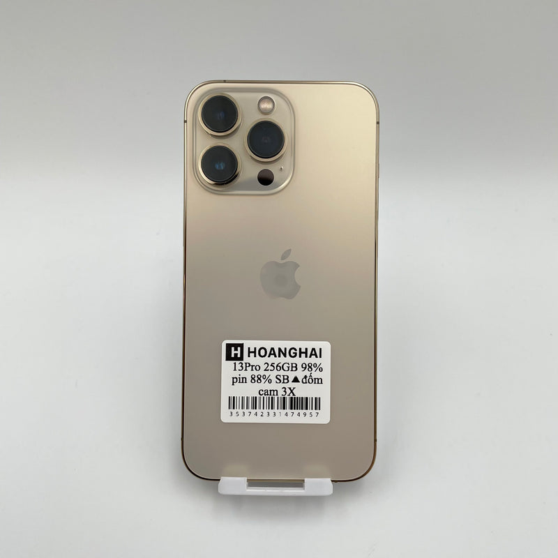 iPhone 13 Pro 256GB Gold 98% pin 88% Quốc tế từ SB (Không dùng sim SB - Đốm Camera nhẹ)