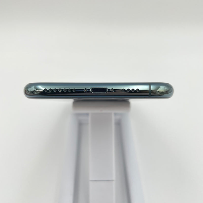 iPhone 11 Pro Max 256GB Midnight Green 98% pin 100% Máy đã trả hết tiền mạng dùng như Quốc tế Apple (Đã thay pin - Đốm camera 1x)