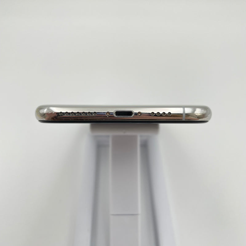 iPhone Xs Max 64GB Silver 98% pin 100% Máy đã trả hết tiền mạng dùng như Quốc tế Apple (Đã thay pin - Đốm Camera 2x)