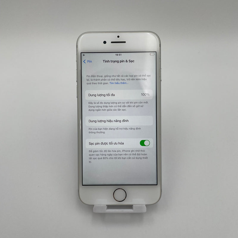 iPhone 8 64GB Silver 98% pin 100% Máy đã trả hết tiền mạng dùng như Quốc tế Apple (Đã thay pin)