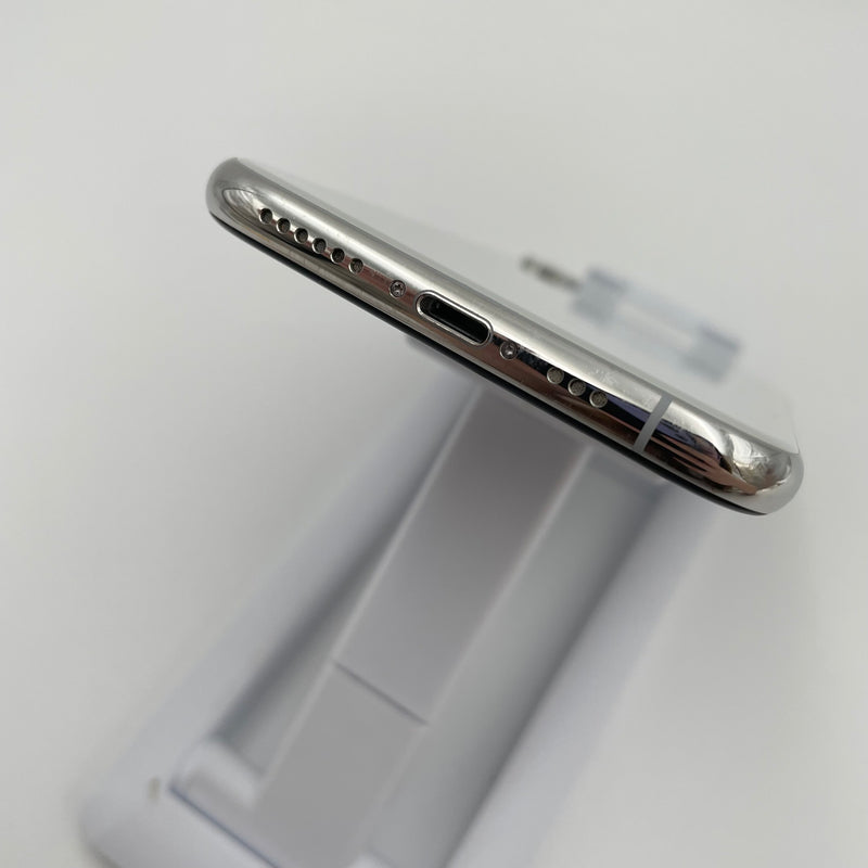 iPhone XS 256GB Silver 98% pin 100% Máy đã trả hết tiền mạng dùng như Quốc tế Apple (Đã thay pin)