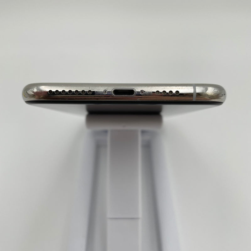 iPhone Xs Max 64GB Silver 98% pin 100% Máy đã trả hết tiền mạng dùng như Quốc tế Apple (Đã thay pin  - Đốm Camera 1x)