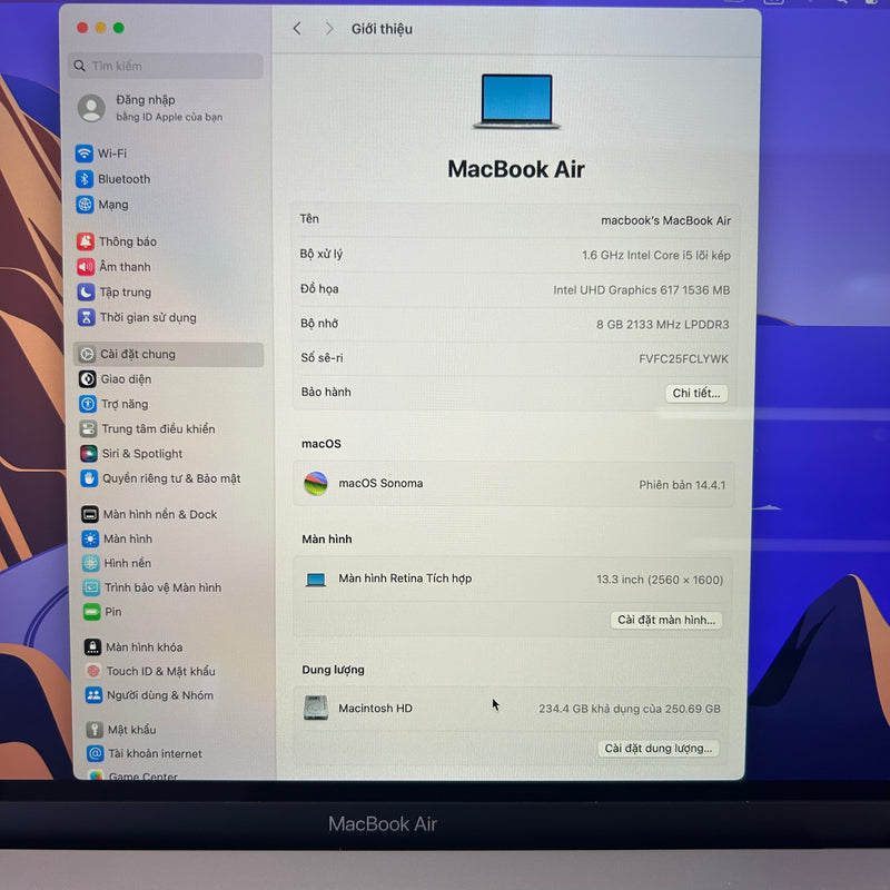 Macbook Air 2019 13.3in Silver Intel Core i5/RAM 8GB/SSD 256GB 99% Fullbox sạc 36 lần BPTN