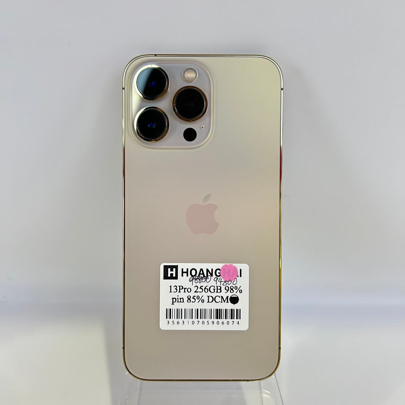 iPhone 13 Pro 256GB Gold 98% pin 85% Máy đã trả hết tiền mạng dùng như Quốc tế Apple