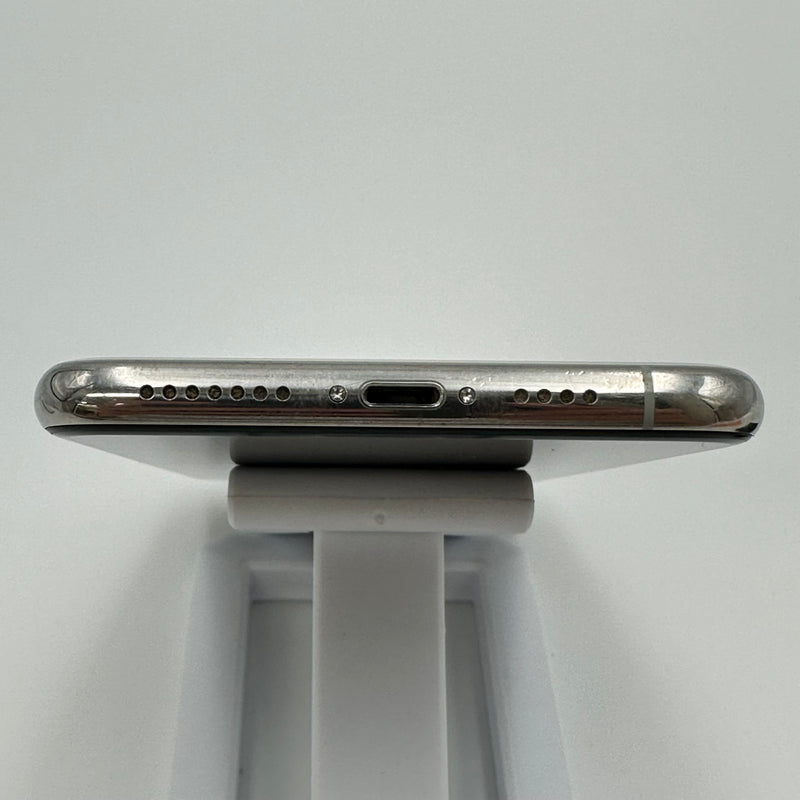 iPhone 11 Pro Max 256GB Silver 98% pin 100% Quốc tế Apple (Thay pin chính hãng Apple - Viền ám)