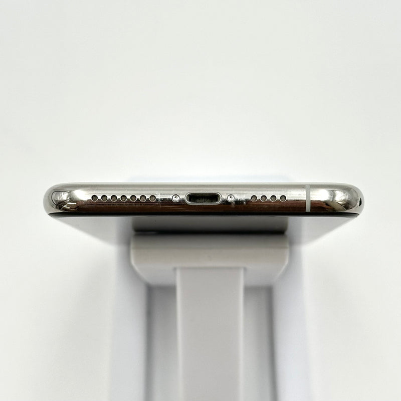 iPhone 11 Pro Max 256GB Silver 98% pin 85% Quốc tế Apple (Thay màn hình chính hãng Apple - Đốm camera 1x - Màn xước nhẹ)