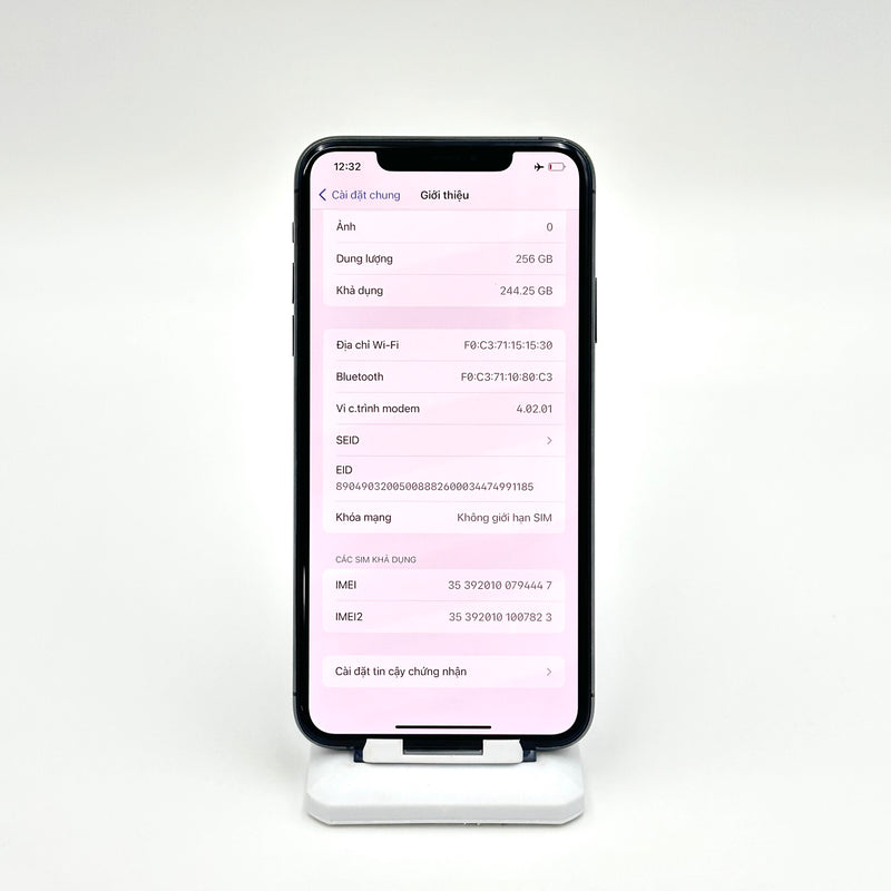 iPhone 11 Pro Max 256GB Xám 97% pin 100% Quốc tế Apple (Thay pin và màn hình chính hãng Apple - Đốm camera 1x)
