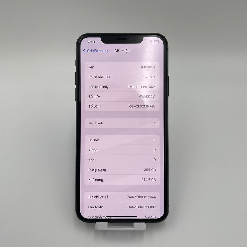 iPhone 11 Pro Max 256GB Xám 98% pin 100% Máy đã trả hết tiền mạng dùng như Quốc tế Apple (Đã thay pin - Màn xước)