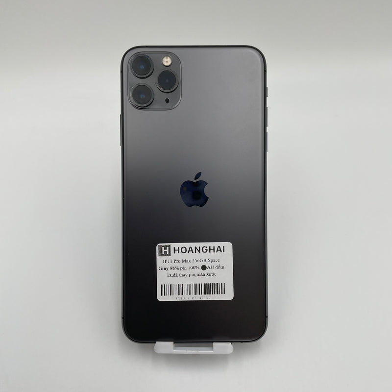 iPhone 11 Pro Max 256GB Xám 98% pin 100% Máy đã trả hết tiền mạng dùng như Quốc tế Apple (đã thay pin - Đốm camera 1x) HH7157