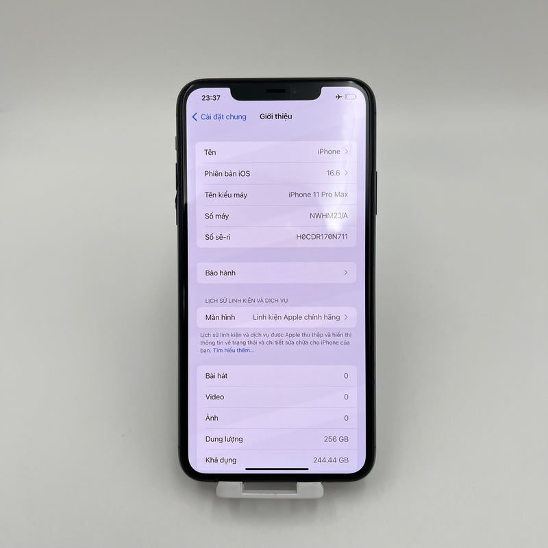 iPhone 11 Pro Max 256GB Xanh Lá 97% pin 100% DBH Quốc tế Apple (Thay màn chính hãng Apple - Đã thay pin HH , xước màn)