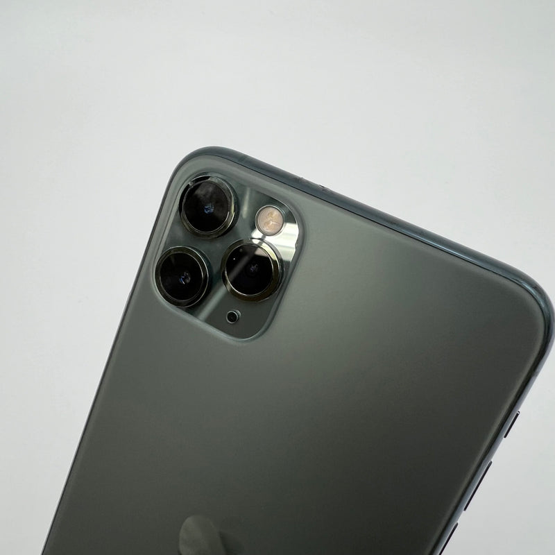 iPhone 11 Pro Max 256GB Xanh Lá 97% pin 100% Quốc tế từ DCM (Không dùng sim DCM - Đốm camera, mẻ camera sau , xước màn - Đã thay pin) - HH5787