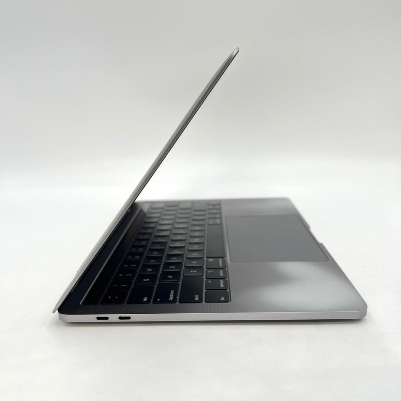 Macbook Pro 2019 13.3in Xám Intel Core i7/RAM 16GB/SSD 256GB 97% Sạc 329 lần BPTA (Xước viền)