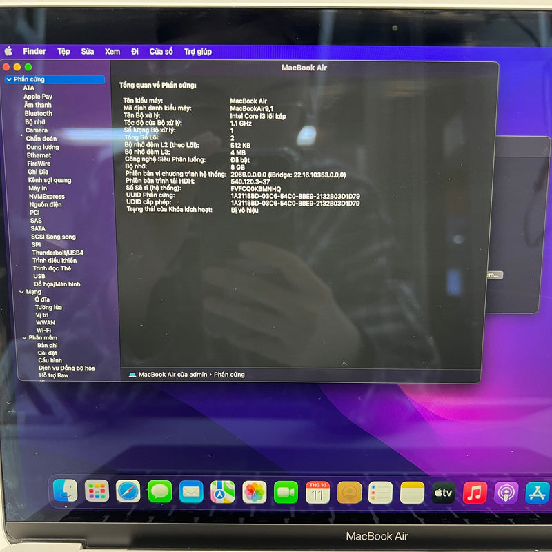 Macbook Air 2020 13.3in Bạc Intel Core i3/RAM 8GB/SSD 256GB 98% Sạc 80 lần BPTN (Bàn phím xấu)