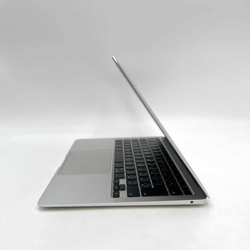 Macbook Air 2020 13.3in Bạc Intel Core i3/RAM 8GB/SSD 256GB 98% Sạc 80 lần BPTN (Bàn phím xấu)