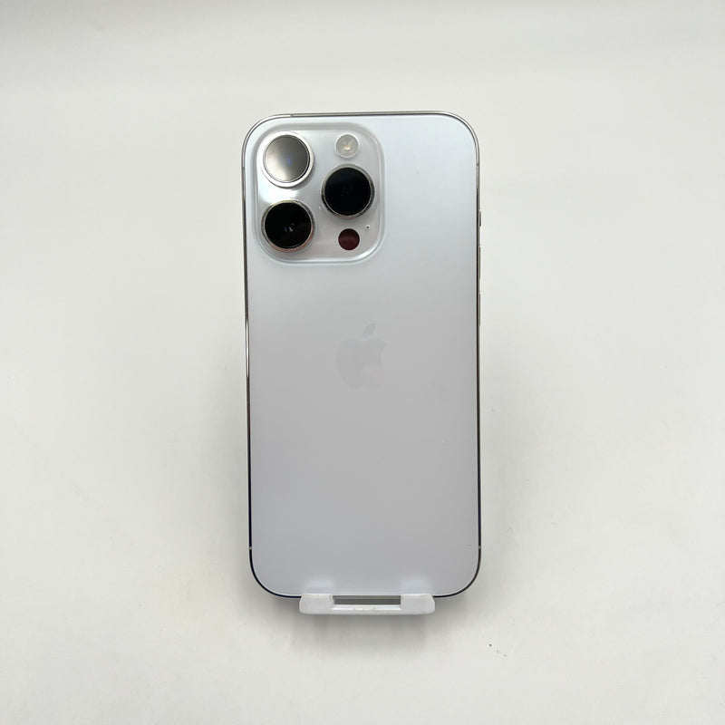 iPhone 14 Pro 128GB Bạc 97% pin 100% Quốc tế từ SB (Không dùng sim SB - Đã thay pin - Đốm camera 3x, màn xước, móp viền) - HH2267