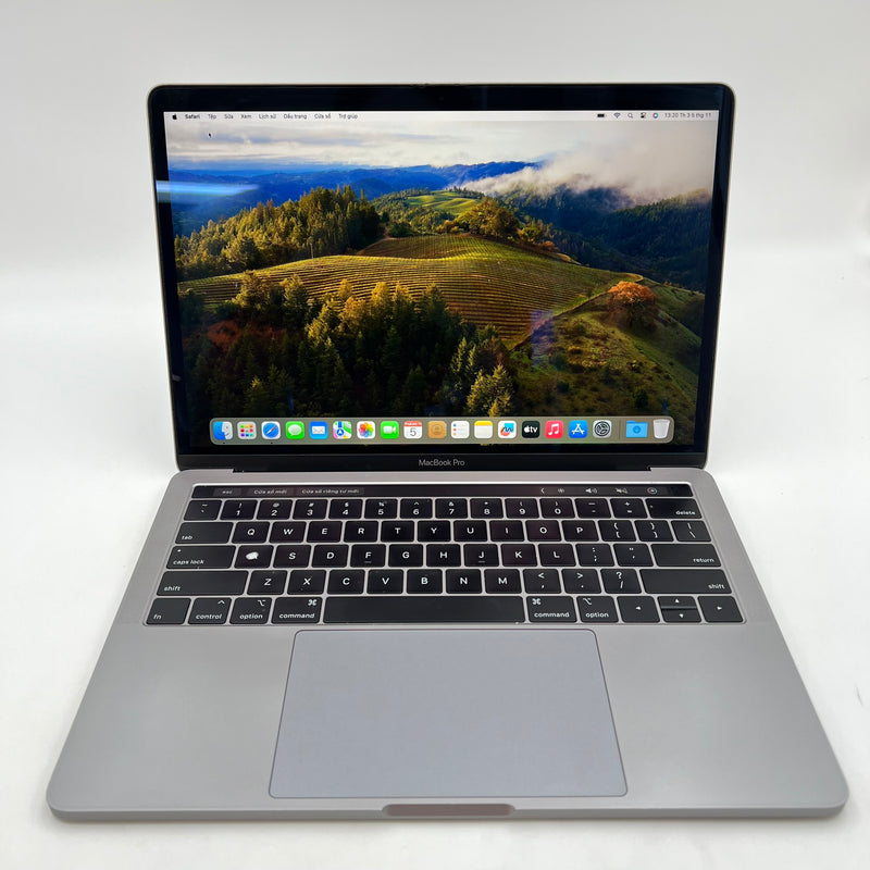 Macbook Pro 2019 13.3in Xám Intel Core i7/RAM 16GB/SSD 256GB 97% Sạc 250 lần BPTA