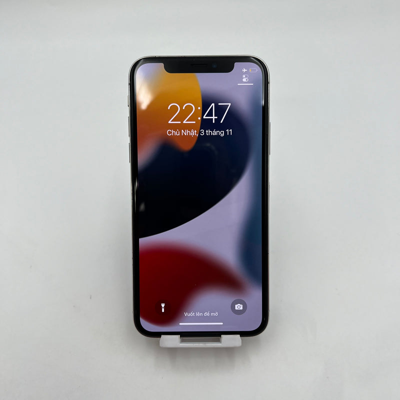 iPhone X 256GB Trắng 98% pin 100% Máy đã trả hết tiền mạng dùng như Quốc tế Apple (Đã thay pin - Đốm camera 1x, viền xước)