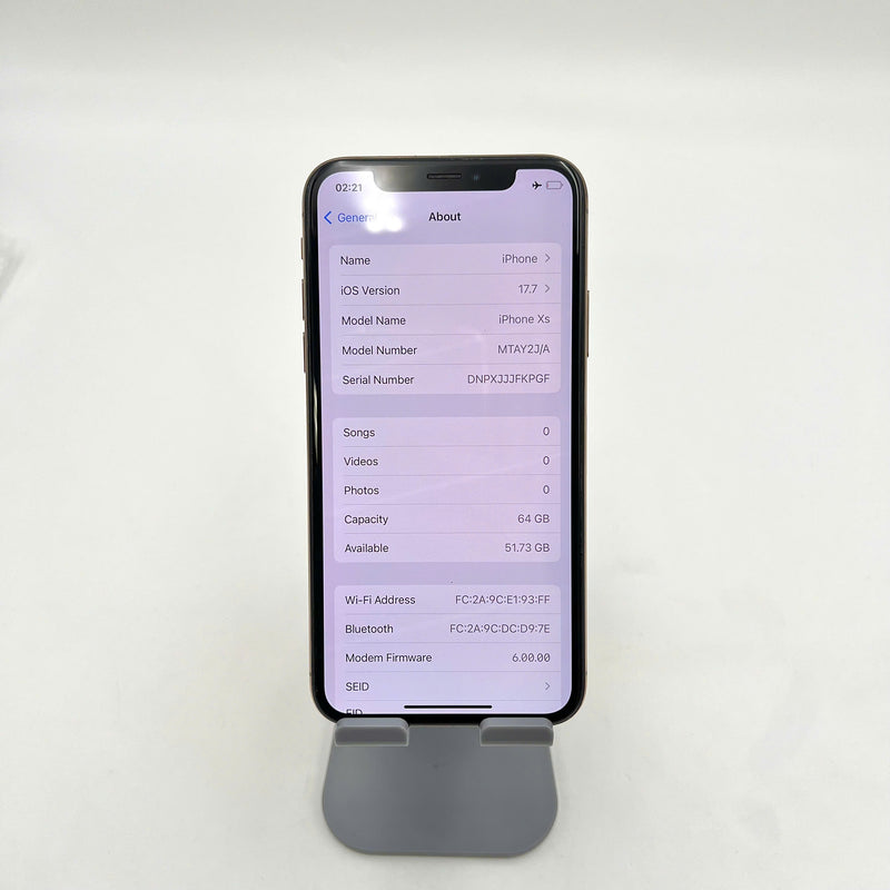 iPhone Xs 64GB Vàng 98% pin 100% Máy đã trả hết tiền mạng dùng như Quốc tế Apple (Đã thay pin - Đốm camera 1x)