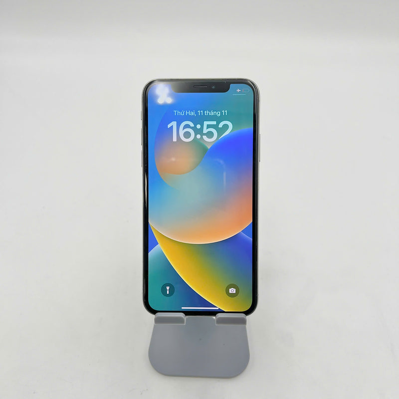 iPhone Xs 64GB Bạc 98% pin 100% Máy đã trả hết tiền mạng dùng như Quốc tế Apple (Đã thay pin - màn xước nhẹ) - HH4439