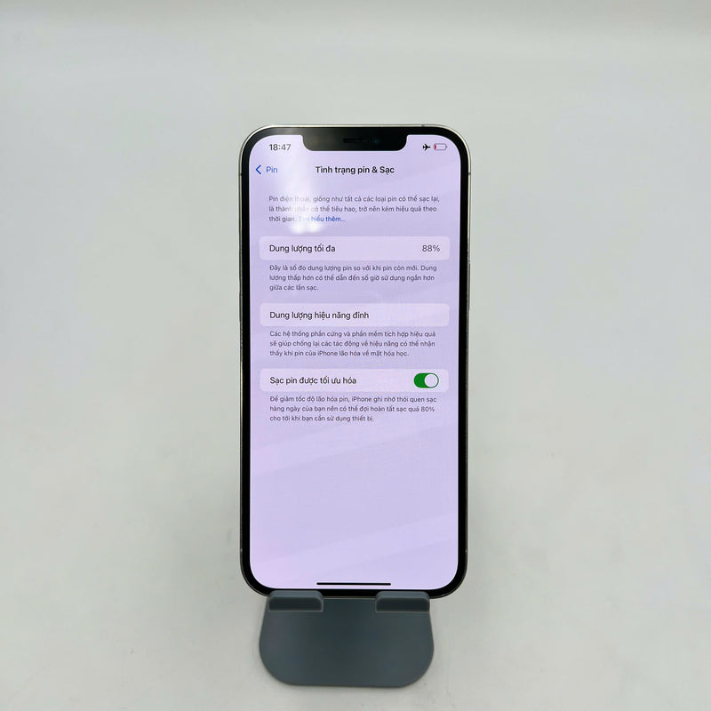 iPhone 12 Pro Max 128GB Bạc 97% pin 88%  Máy đã trả hết tiền mạng dùng như Quốc tế Apple (Viền xấu, màn xước nhiều) - HH3929