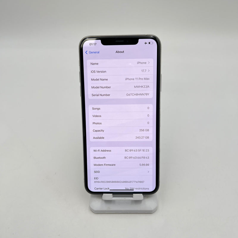 iPhone 11 Pro Max 256GB Bạc 98% pin 100% Máy đã trả hết tiền mạng dùng như Quốc tế Apple (Viền xước nhiều - Đã thay pin) HH5651