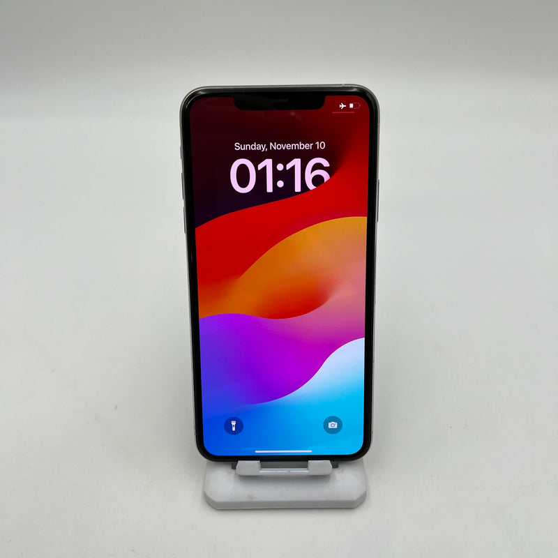 iPhone 11 Pro Max 256GB Bạc 98% pin 100% Máy đã trả hết tiền mạng dùng như Quốc tế Apple (Viền xước nhiều - Đã thay pin) HH5651