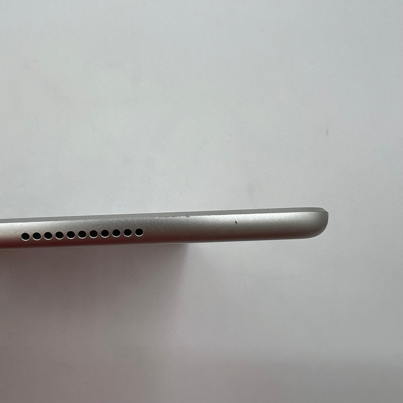 iPad Air 3 2019 10.5in 64GB Bạc Wifi 97% pin 99% (Đã thay pin - Máy xước)