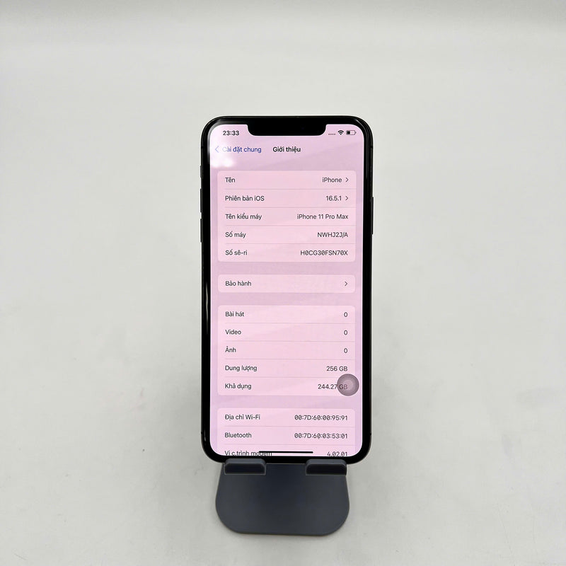 iPhone 11 Pro Max 256GB Xám 97% pin 90% DBH Quốc tế Apple (Xước màn) - HH9983