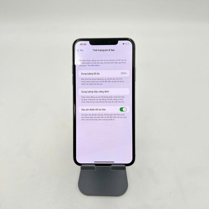 iPhone 11 Pro Max 64GB Bạc 97% pin 100% Máy đã trả hết tiền mạng dùng như Quốc tế Apple (Đã thay pin - viền xước)