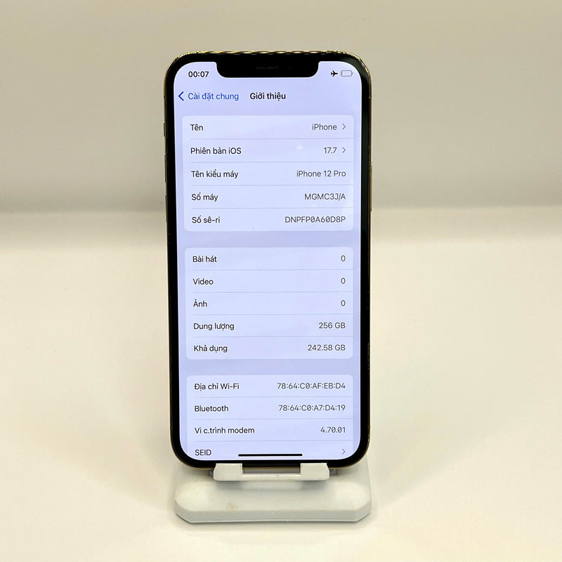 iPhone 12 Pro 256GB Vàng 98% pin 100% Máy đã trả hết tiền mạng dùng như Quốc tế Apple (Đã thay pin - sứt viền) - HH3285