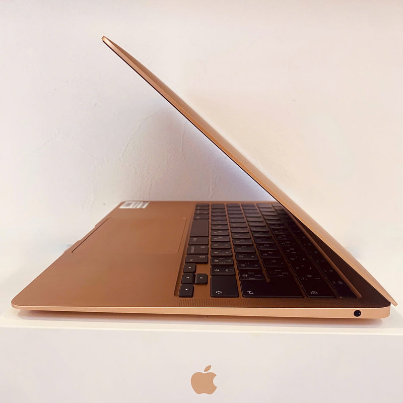 Macbook Air 2020 13.3in Vàng Apple M1/ RAM 8GB /SSD 256GB 99% Fullbox Sạc 8 lần BPTN