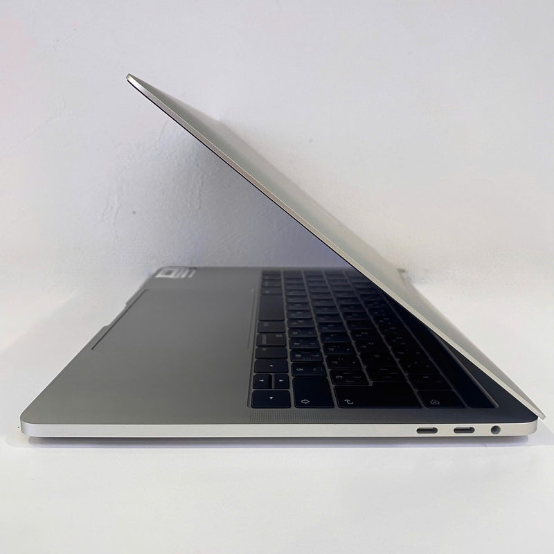 Macbook Pro 2019 13.3in bạc Intel Core i7/ RAM 16GB/ SSD 1TB 98% Sạc 137 lần BPTN