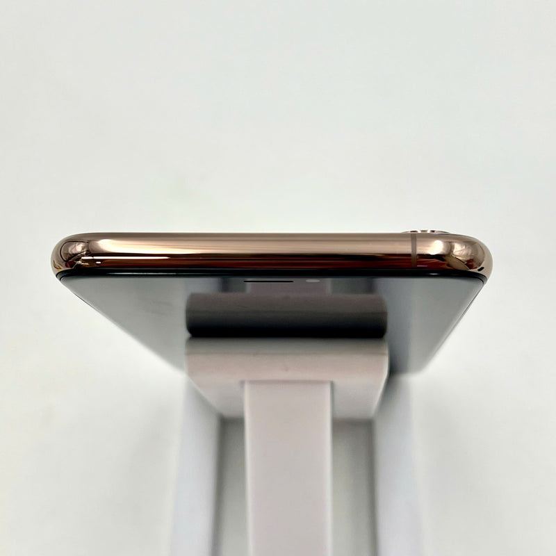 iPhone XS Max 256GB Vàng 98% pin 100% Máy đã trả hết tiền mạng dùng như Quốc tế Apple (Đã thay pin - Đốm camera 1x,  xước màn dưới và viền)- HH1589