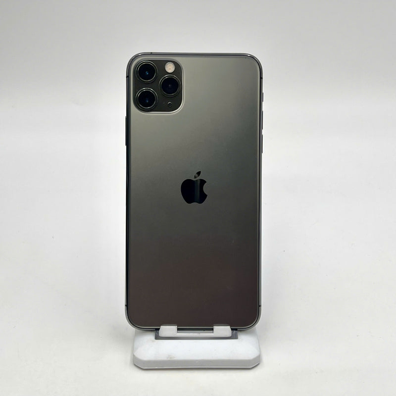 iPhone 11 Pro Max 256GB Xám 97% pin 100% Máy đã trả hết tiền mạng dùng như Quốc tế Apple (Đốm camera 1x - Đã thay pin, máy xước màn và viền)