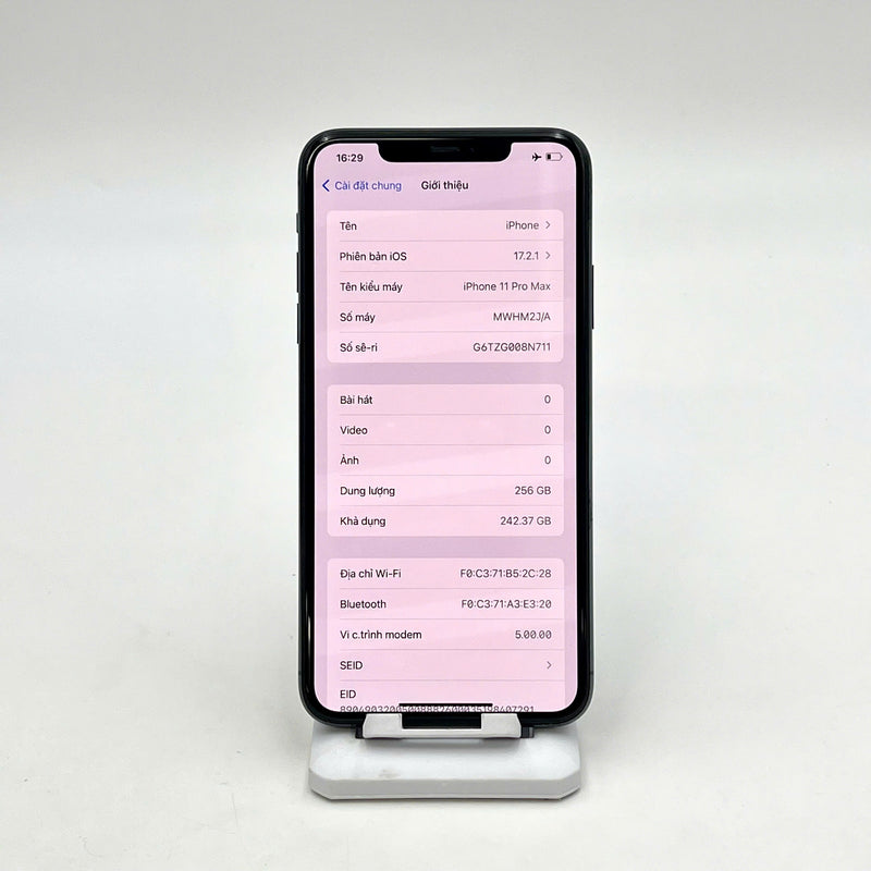 iPhone 11 Pro Max 256GB Xanh Lá 97% pin 100% Máy đã trả hết tiền mạng dùng như Quốc tế Apple (Đã thay pin, xước màn, viền, ám đen lưng) - HH5695