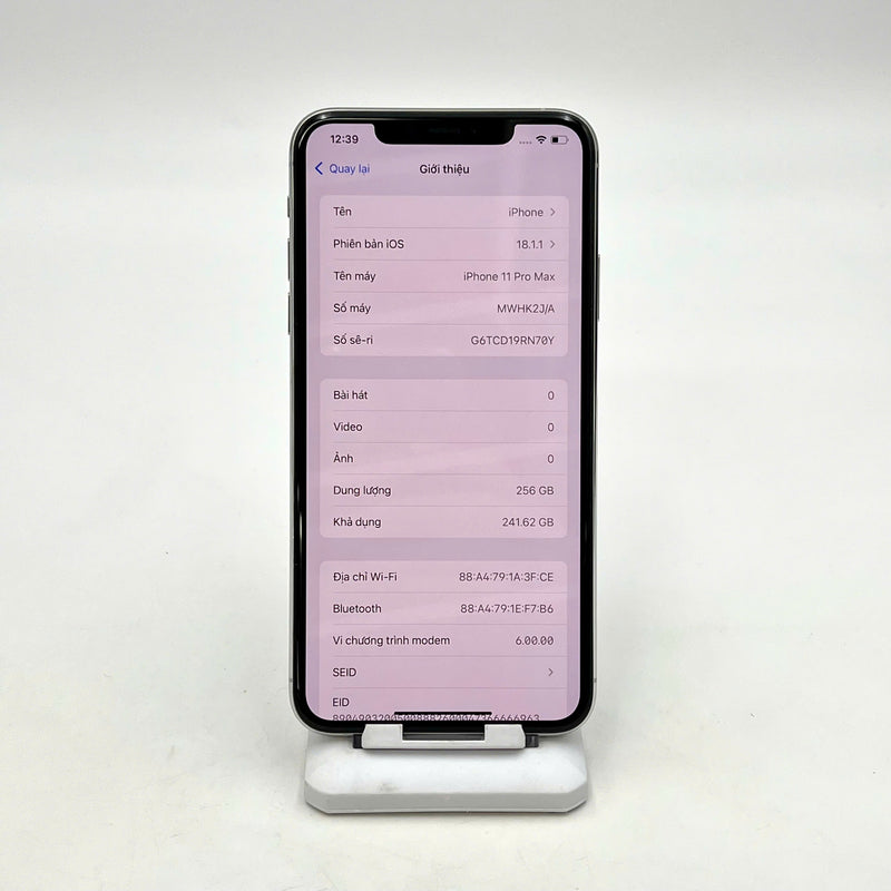 iPhone 11 Pro Max 256GB Bạc 97% pin 100% Máy đã trả hết tiền mạng dùng như Quốc tế Apple (Đã thay pin - Đốm camera 1x, xước màn, viền) - HH2159