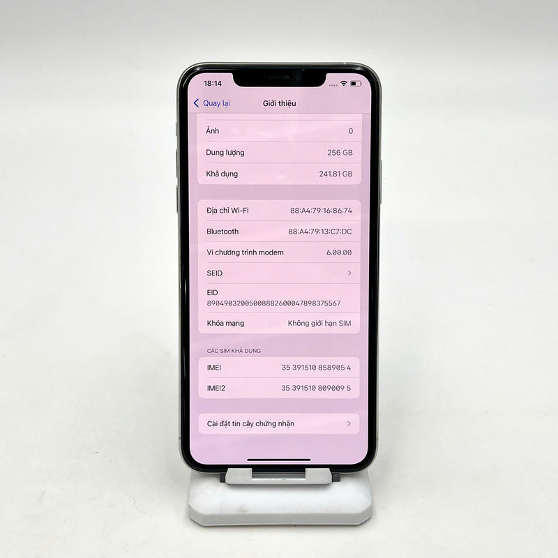 iPhone 11 Pro Max 256GB Bạc 97% pin 100% Máy đã trả hết tiền mạng dùng như Quốc tế Apple (Đã thay pin - Đốm camera 1x, xước màn, viền) - HH9054